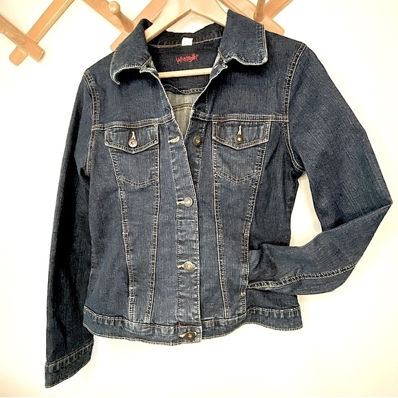 WRANGLER Medium Wash Button Up Jean Jacket w/ Pockets, Size Medium - Picture 1 of 10